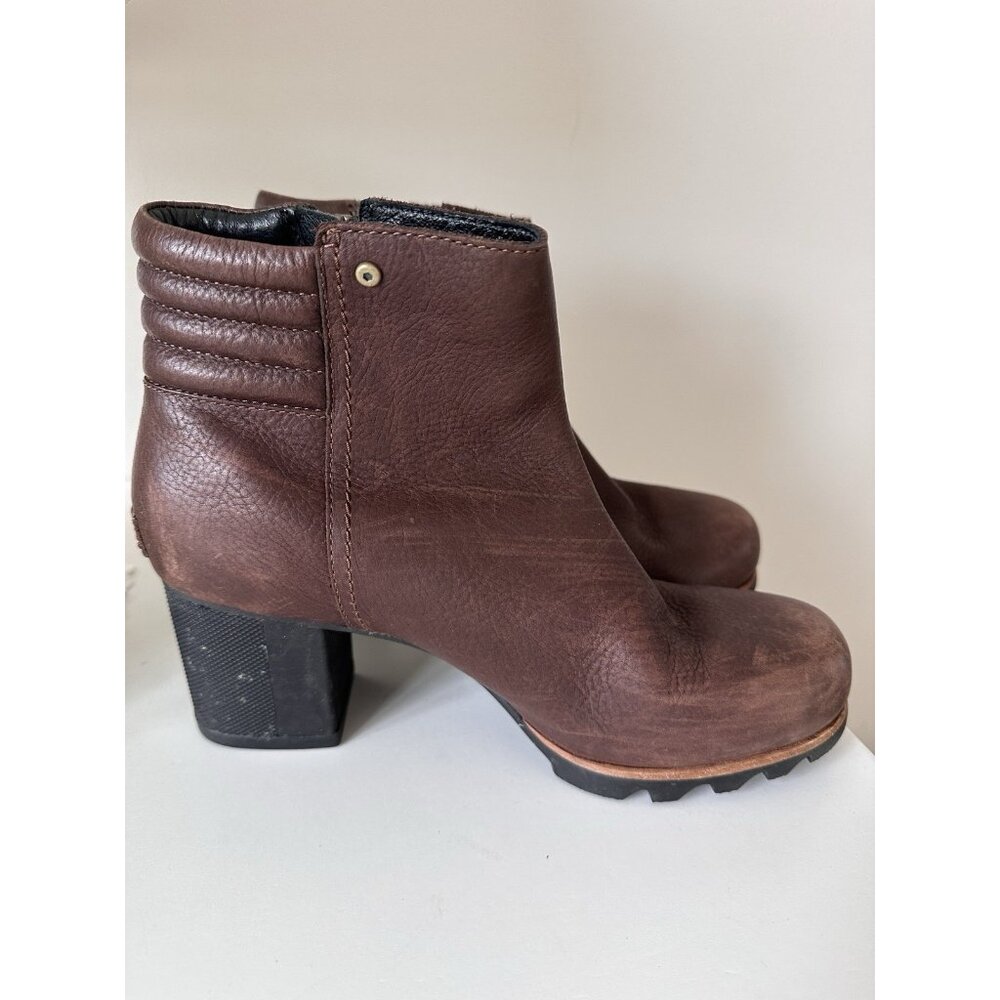 Sorel Danica Boot Womens 9 Waterproof Brown Leather Block Heel Lug Bootie